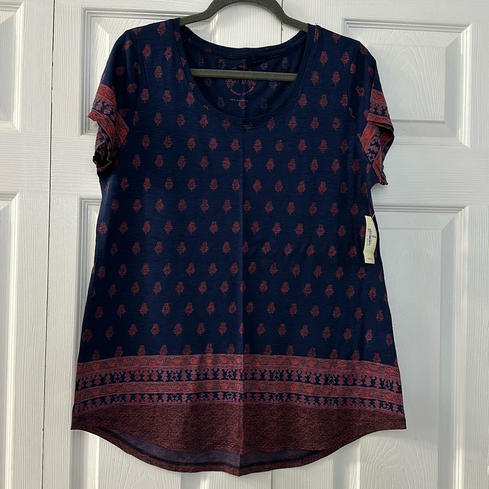 COPY - NWT lucky top large